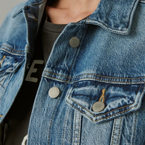 Lucky brand, jean jacket size medium - Picture 4 of 8